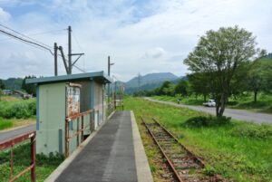 レールが途切れている駅