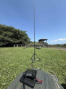 福岡市の西公園でアマチュア無線をしている様子