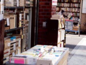 古書店街の店頭